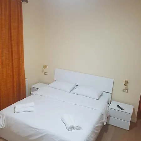 Hotel Nefeli *